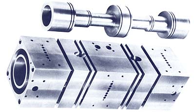 Motorblock und Freikolben